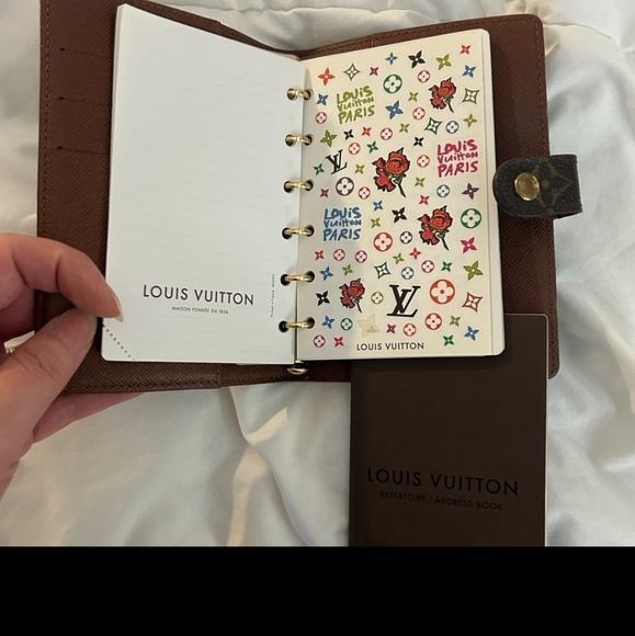 Authentic Louis Vuitton Monogram Agenda PM - Picture 2 of 14
